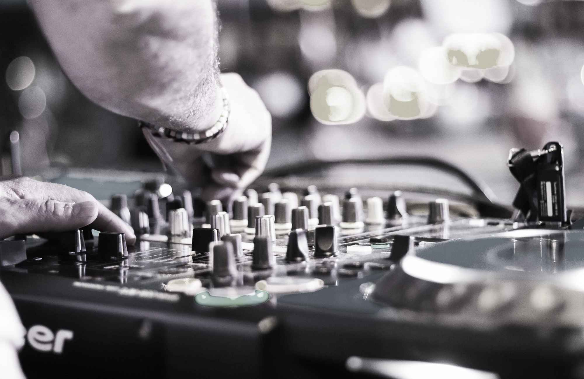 DJ, Deejay, Mobile Disco, Mobildisco, Mobiler DJ, DJ Service, Event DJ, Discjockey, Disk-Jockey